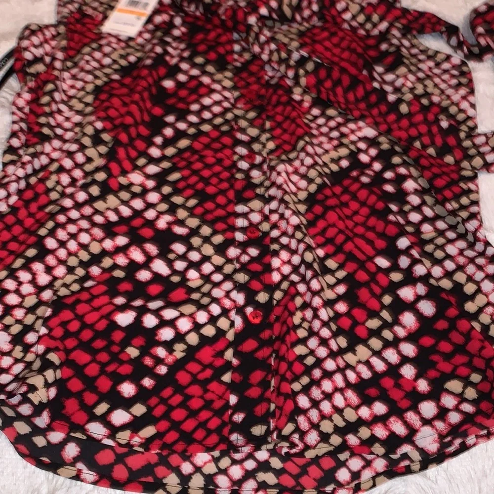 NWT - Calvin Klein Blouse - Picture 3 of 4
